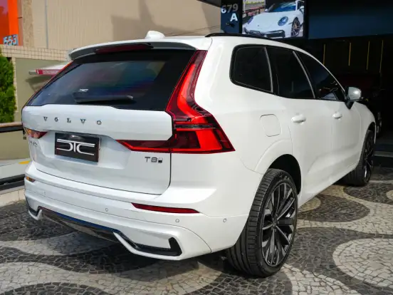 VOLVO-XC60-2.0 T8 PHEV ULTRA DARK AWD GEARTRONIC VOLVO-XC60-2025