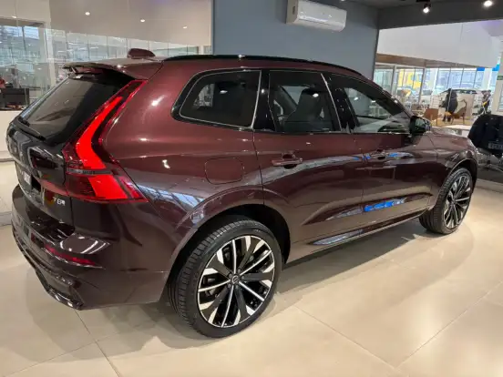VOLVO-XC60-2.0 T8 PHEV ULTRA DARK AWD GEARTRONIC VOLVO-XC60-2025