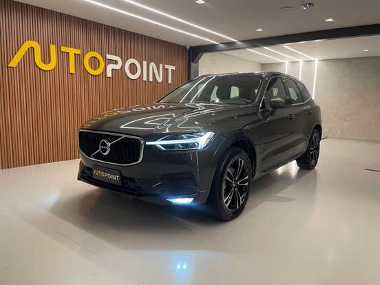 VOLVO-XC60-2020