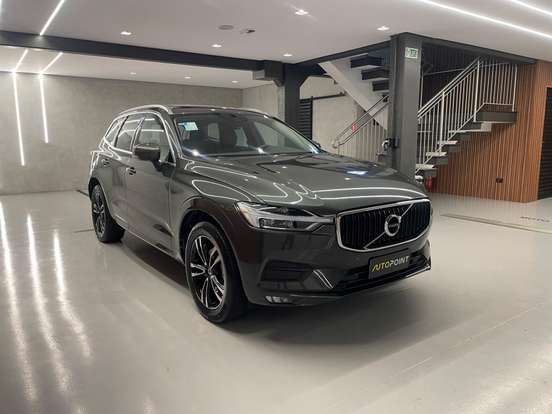 VOLVO-XC60-2.0 T5 GASOLINA MOMENTUM AWD GEARTRONIC VOLVO-XC60-2020