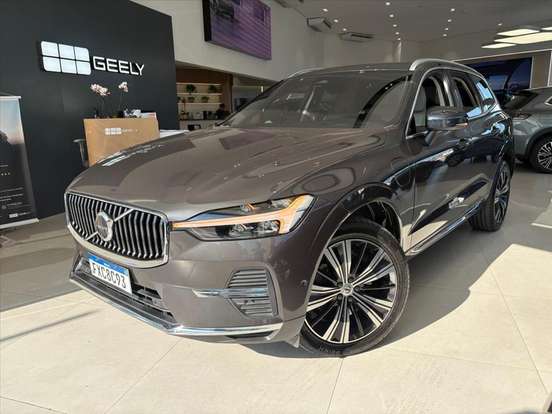 VOLVO-XC60-2021