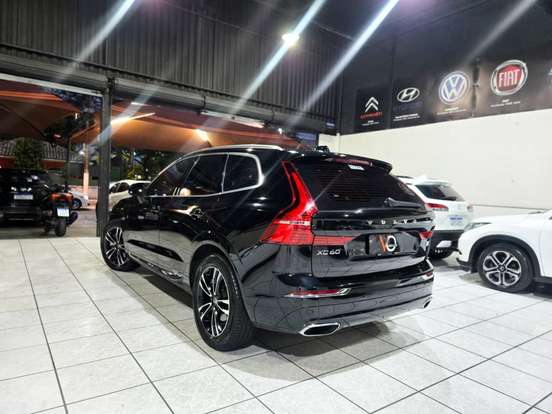 VOLVO-XC60-2.0 T8 HYBRID MOMENTUM AWD GEARTRONIC VOLVO-XC60-2021