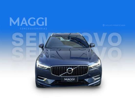 VOLVO-XC60-2020