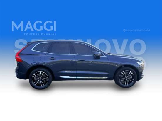 VOLVO-XC60-2020