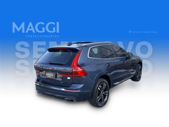 VOLVO-XC60-2020
