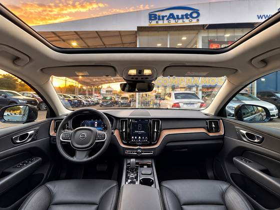 VOLVO XC60 2.0 T8 RECHARGE PLUS AWD GEARTRONIC