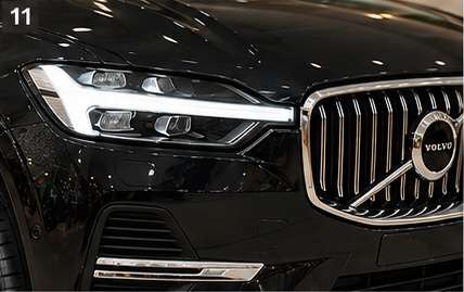 VOLVO-XC60-2023