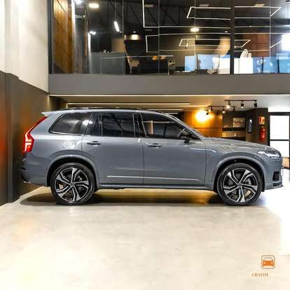 VOLVO-XC90-2021