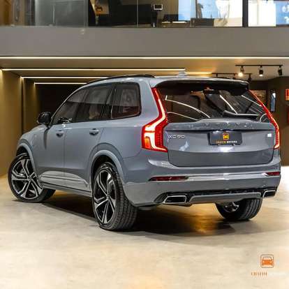 VOLVO-XC90-2021