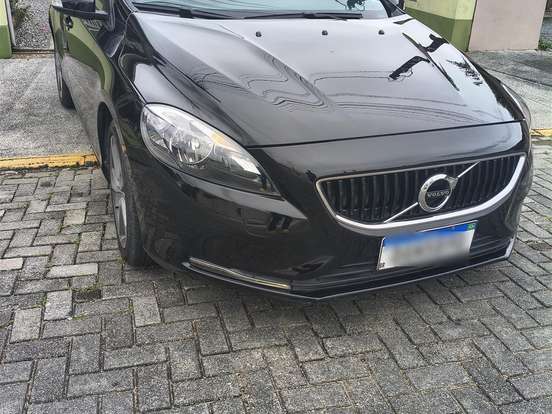 VOLVO-V40-2.0 T4 KINETIC GASOLINA 4P AUTOMÁTICO VOLVO-V40-2018