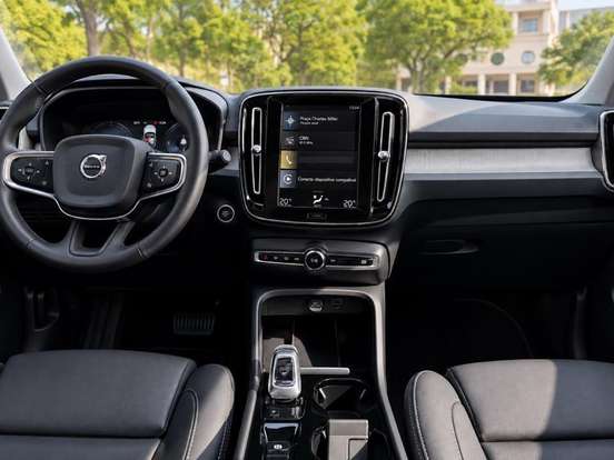 VOLVO-XC40-1.5 T5 RECHARGE INSCRIPTION GEARTRONIC VOLVO-XC40-2020