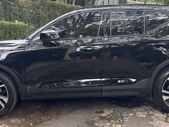 VOLVO-XC40-2.0 T5 GASOLINA R-DESIGN AWD GEARTRONIC VOLVO-XC40-2018