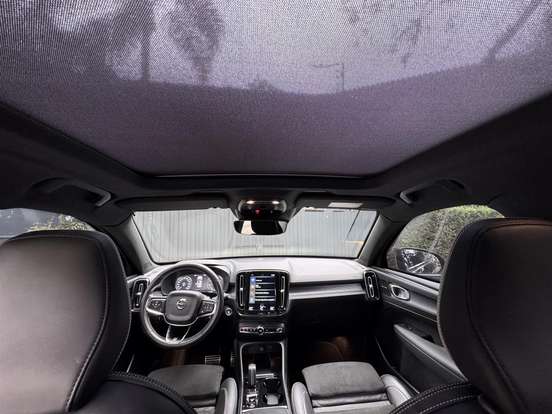 VOLVO-XC40-2.0 T5 GASOLINA R-DESIGN AWD GEARTRONIC VOLVO-XC40-2018