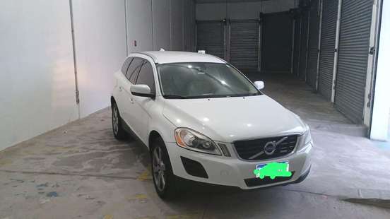 VOLVO-XC60-2013