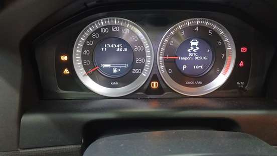 VOLVO-XC60-2013