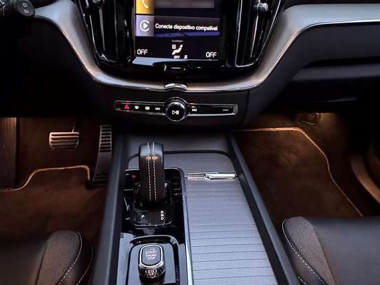 VOLVO-XC60-2.0 T8 HYBRID R-DESIGN AWD GEARTRONIC VOLVO-XC60-2021