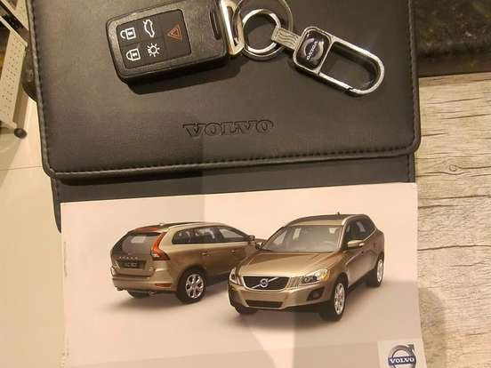 VOLVO-XC60-3.0 DYNAMIC AWD TURBO GASOLINA 4P AUTOMÁTICO VOLVO-XC60-2010