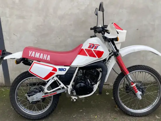 YAMAHA-DT 180 YAMAHA-DT 180-1988