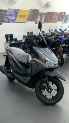 YAMAHA-FLUO 125 HYBRID CONNECTED ABS-2026