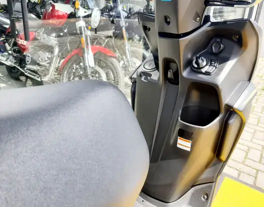 YAMAHA-FLUO 125 HYBRID CONNECTED ABS-2026