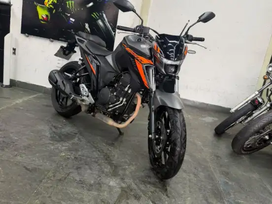 YAMAHA-FZ25 FAZER CONNECTED ABS YAMAHA-FZ25 FAZER CONNECTED ABS-2025