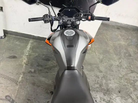 YAMAHA-FZ25 FAZER CONNECTED ABS YAMAHA-FZ25 FAZER CONNECTED ABS-2025
