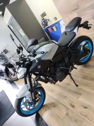 YAMAHA-MT-07 CONNECTED ABS YAMAHA-MT-07 CONNECTED ABS-2025