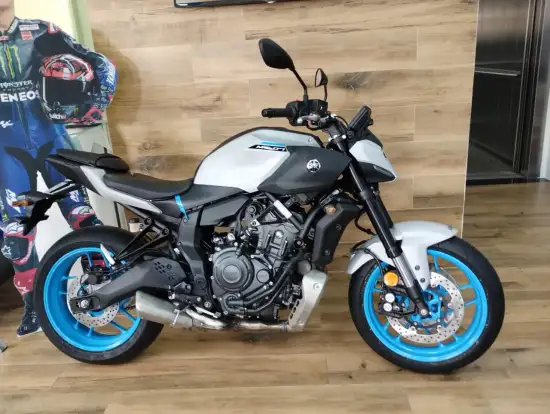 YAMAHA-MT-07 CONNECTED ABS-2025