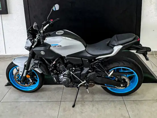YAMAHA-MT-07 CONNECTED ABS YAMAHA-MT-07 CONNECTED ABS-2025