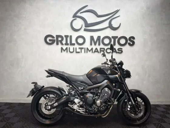 YAMAHA MT-09 