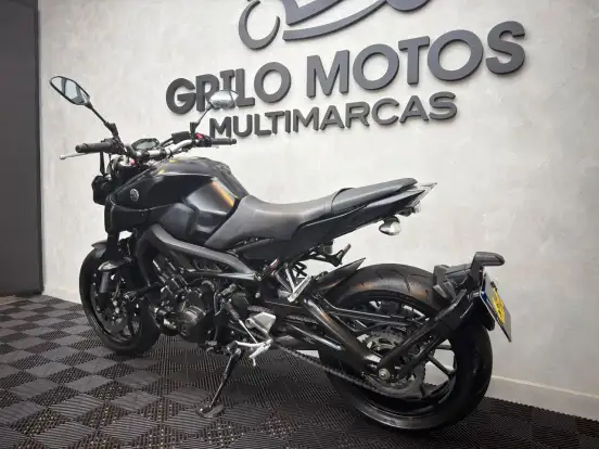 YAMAHA-MT-09 YAMAHA-MT-09-2022
