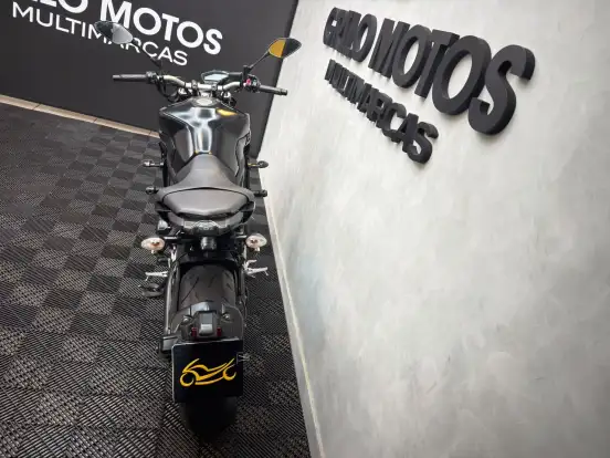 YAMAHA-MT-09 YAMAHA-MT-09-2022