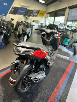 YAMAHA-NMAX CONNECTED 160 ABS-2026