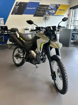 YAMAHA-XTZ 250 LANDER CONNECTED-2026