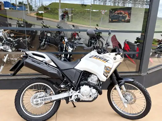 YAMAHA-XTZ 250 TÉNÉRÉ BLUEFLEX YAMAHA-XTZ 250 TÉNÉRÉ BLUEFLEX-2015