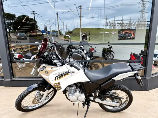 YAMAHA-XTZ 250 TÉNÉRÉ BLUEFLEX YAMAHA-XTZ 250 TÉNÉRÉ BLUEFLEX-2015