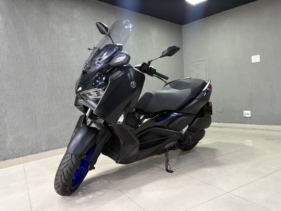 YAMAHA-XMAX 300 CONNECTED ABS YAMAHA-XMAX 300 CONNECTED ABS-2025