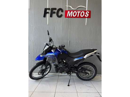 YAMAHA-XTZ 250 LANDER CONNECTED-2026