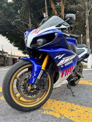 YAMAHA-YZF R1-2013