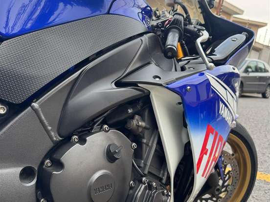 YAMAHA-YZF R1 YAMAHA-YZF R1-2013
