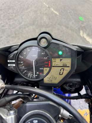 YAMAHA-YZF R1-2013