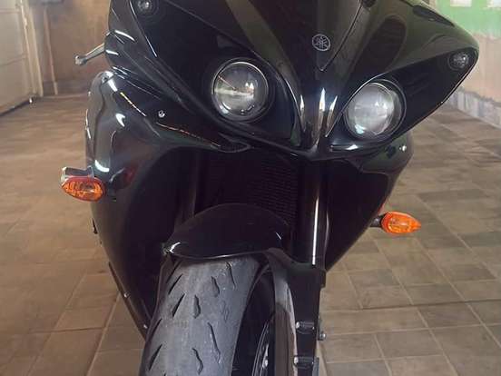 YAMAHA-YZF R1 YAMAHA-YZF R1-2011