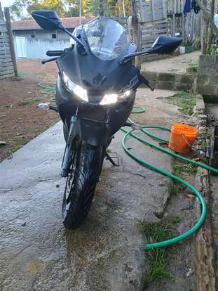 YAMAHA-YZF R15-2024