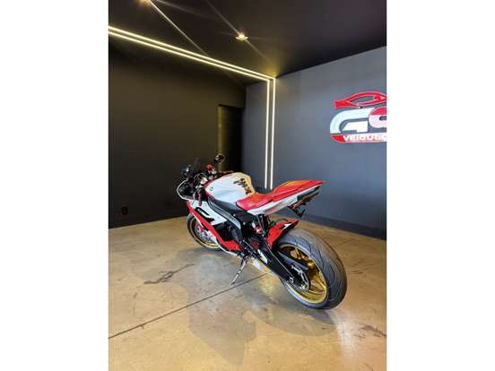 YAMAHA-YZF-R6-2009