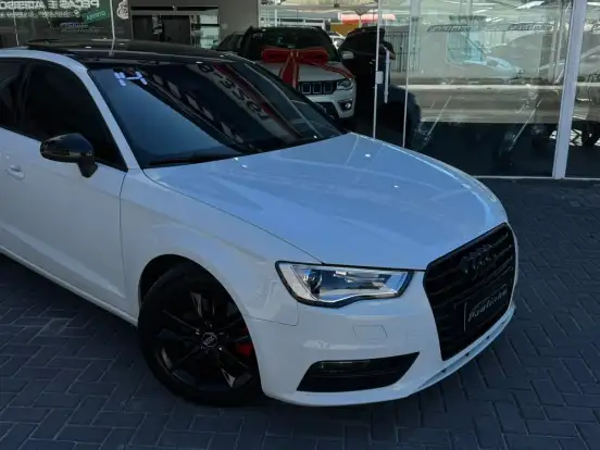 AUDI-A3-1.8 TFSI SPORTBACK 16V GASOLINA 4P AUTOMÁTICO AUDI-A3-2013