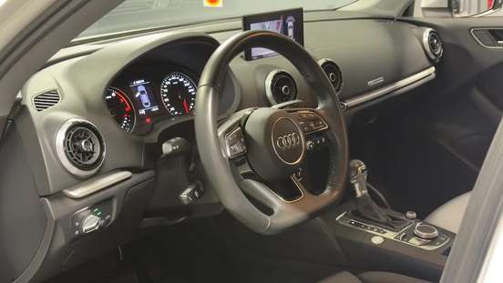 AUDI-A3-2019