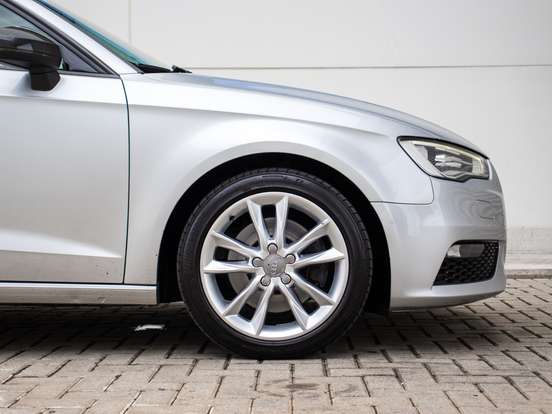 AUDI-A3-2014