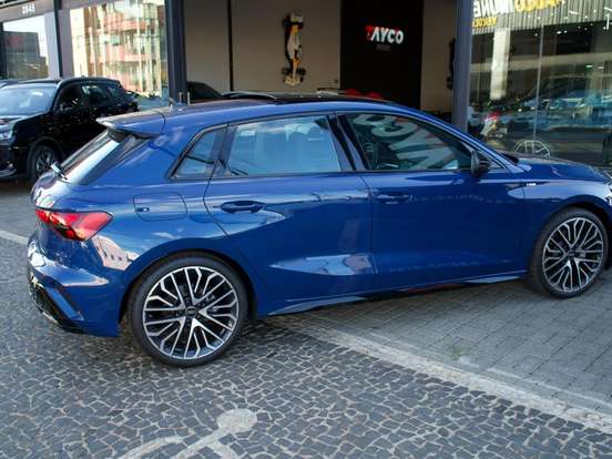 AUDI-A3-2.0 40 TFSI GASOLINA SPORTBACK PERFORMANCE BLACK S-TRONIC AUDI-A3-2025
