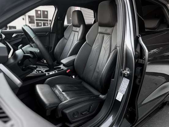 AUDI-A3-2023