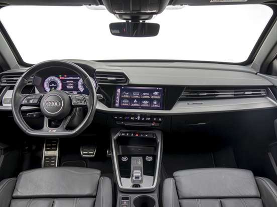 AUDI-A3-2021